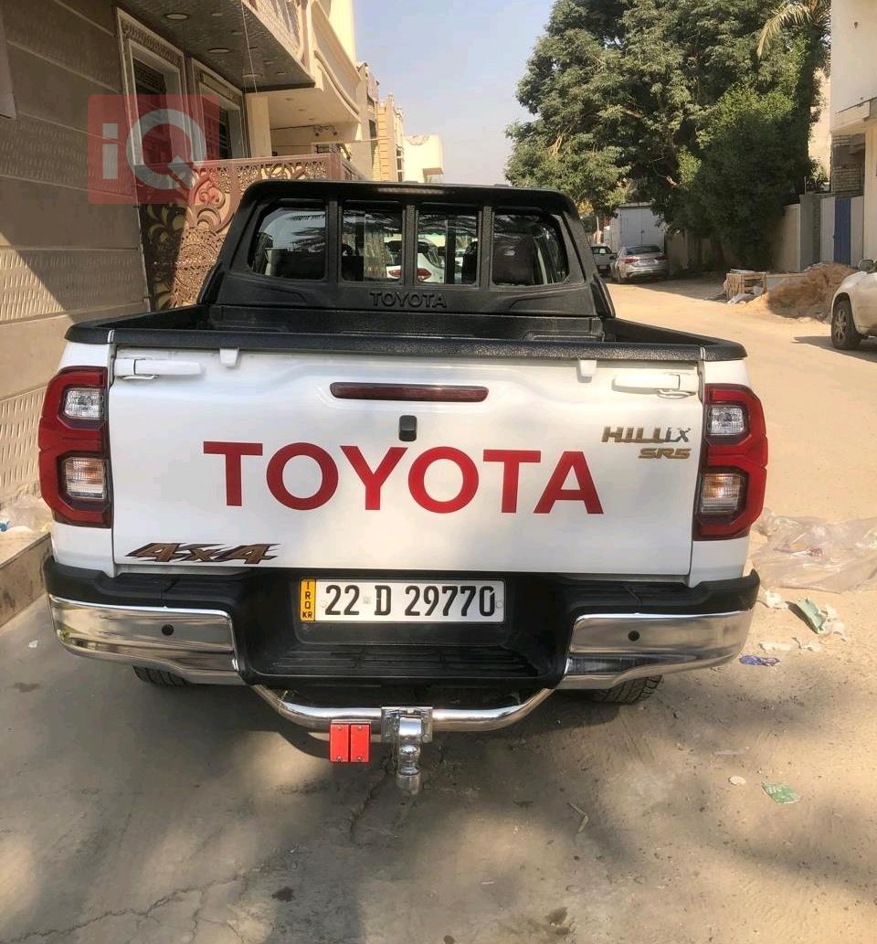 Toyota Hilux